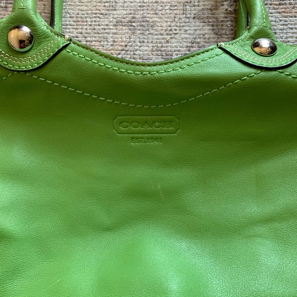 Coach Green Tote Bag Handbag Purse Women Large Shoulder Bag Accessories - Picture 2 of 6